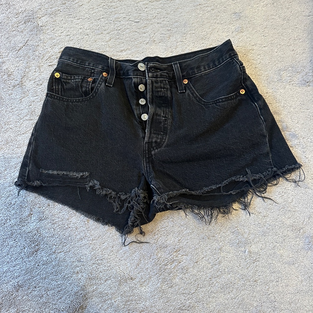Levi’s 501 Black Distressed Denim Shorts W28